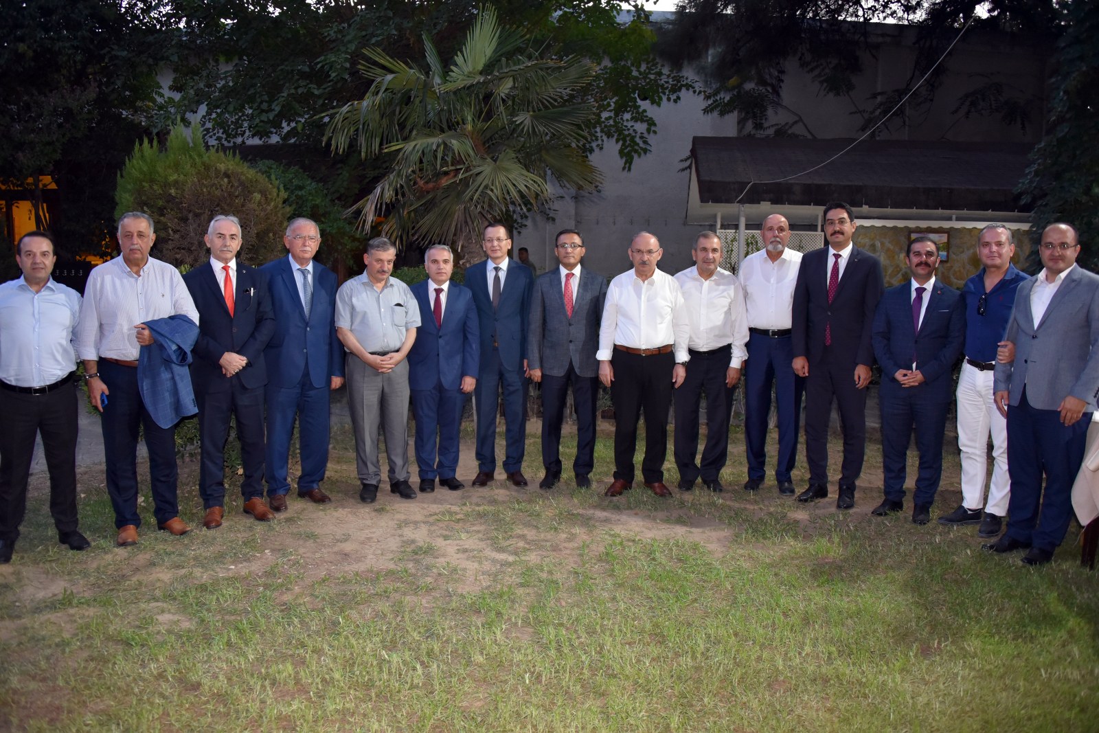 Görev Yerleri Değişen Kaymakamlar İçin Veda Yemeği Düzenledi