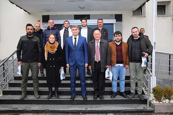 Başkan Tosun Çalışan Gazetecileri Unutmadı