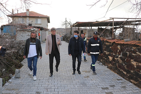 Sandal’da Kilit Parke Taş Döşeme Çalışmaları Başladı