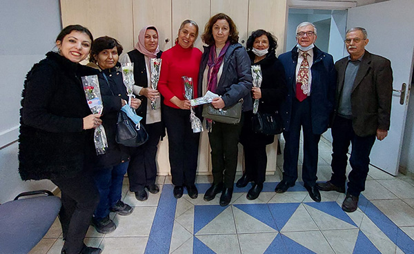 CHP Kula İlçe Teşkilat 8 Mart Dünya Kadınlar Gününü Kutladı