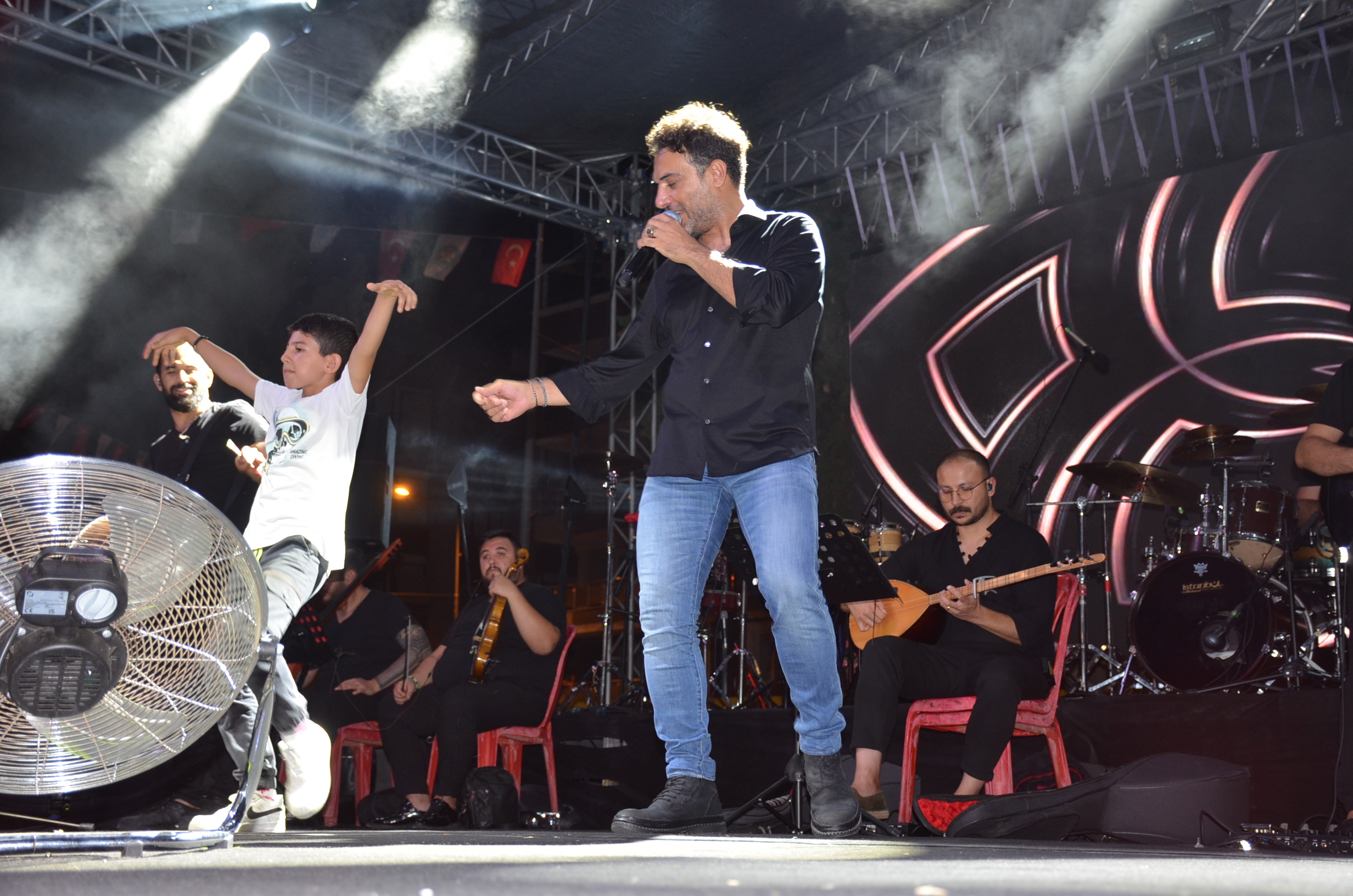 5000 Kula’lı Uğur Aslan İle Coştu