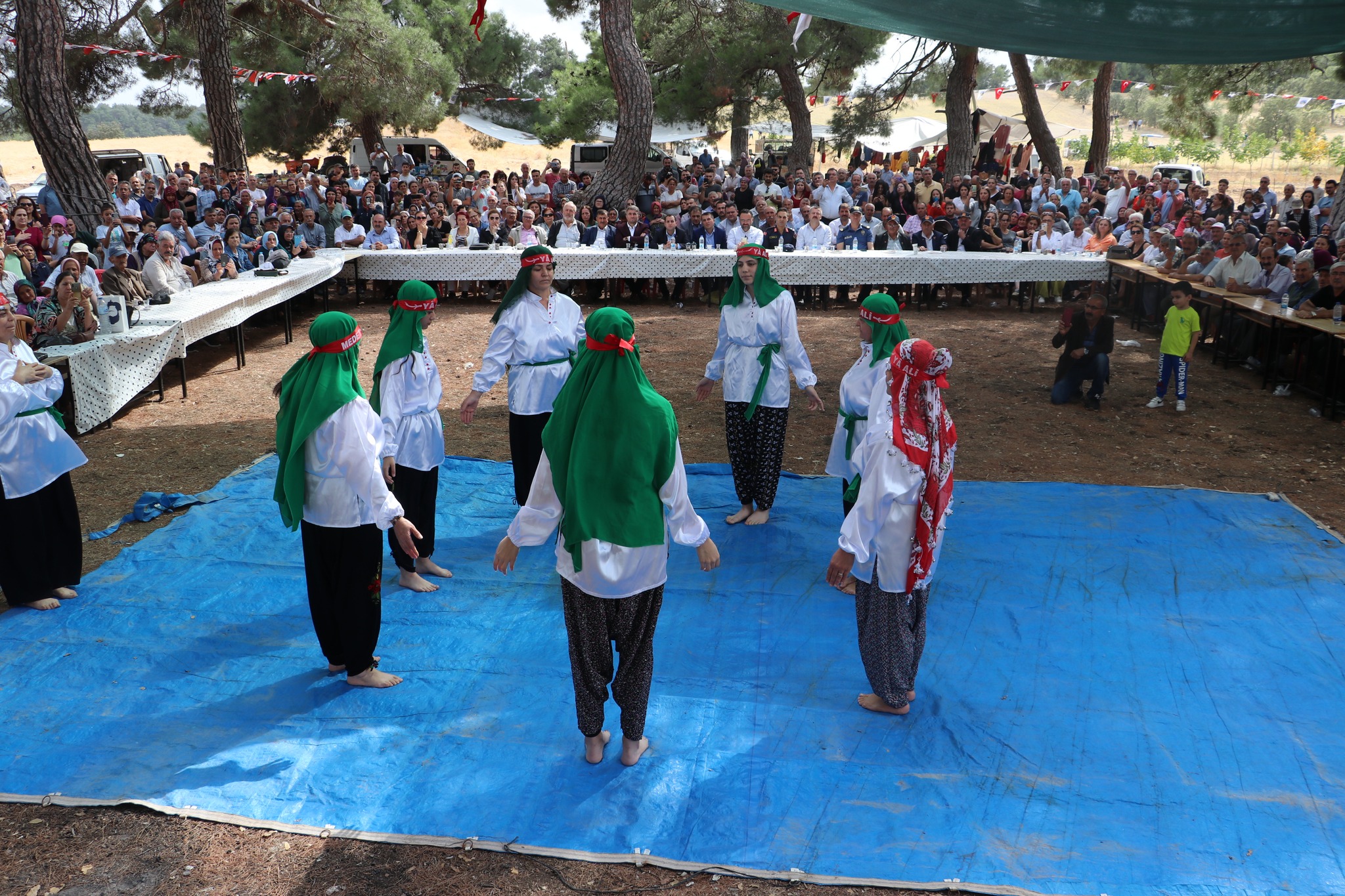 Kula’da Bağdatlı Sultan Alevi Kültürünü Tanıtma ve Sanat Şenliği düzenlendi