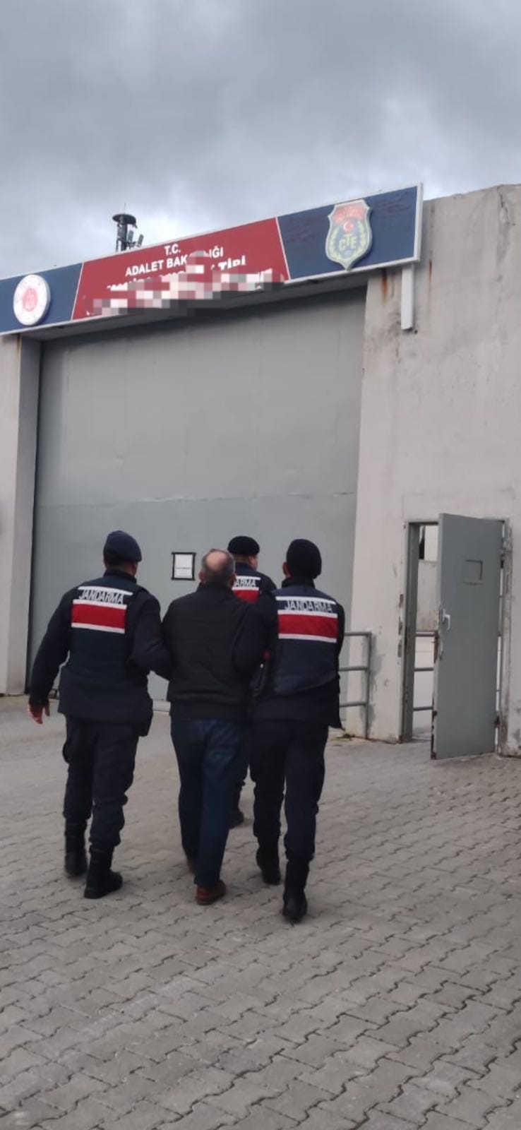 9 yıl kesinleşmiş hapis cezası olan şahıs yakalandı