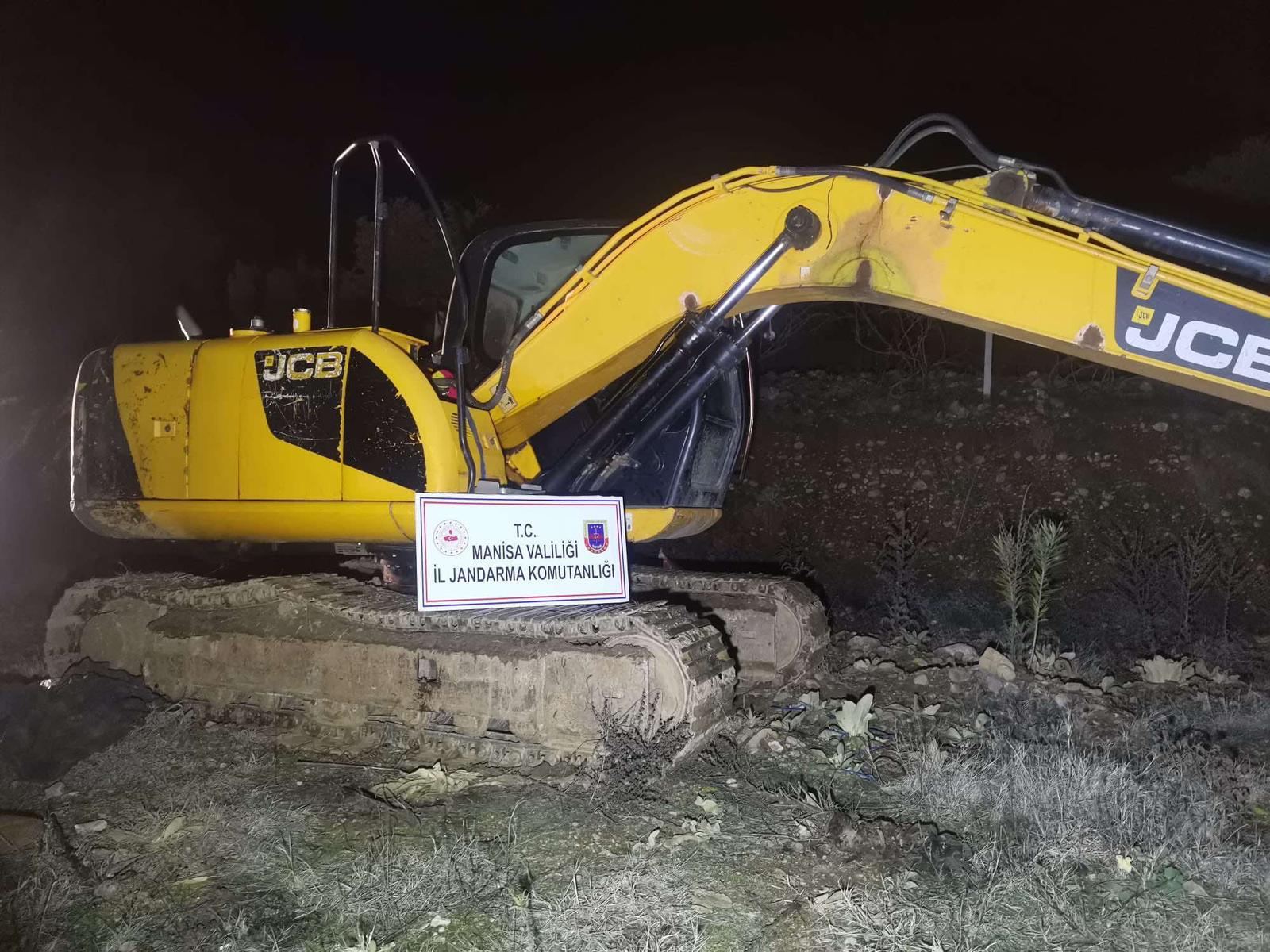 JANDARMADAN DEFİNECİLERE SUÇ ÜSTÜ