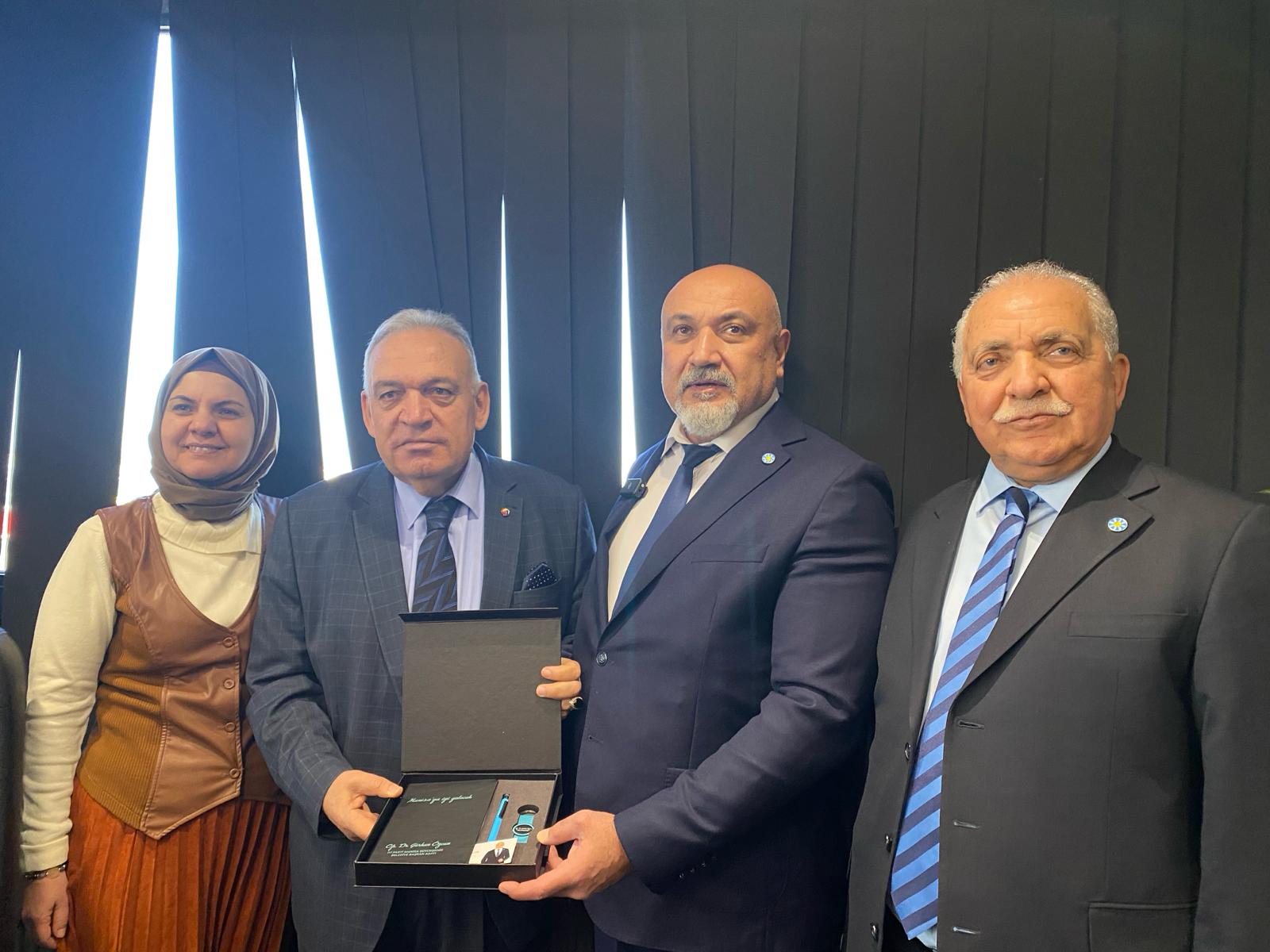 ÖZCAN; “TURGUTLU’YA GİDEN HİZMET KALİTESİ SINIFTA KALDI”