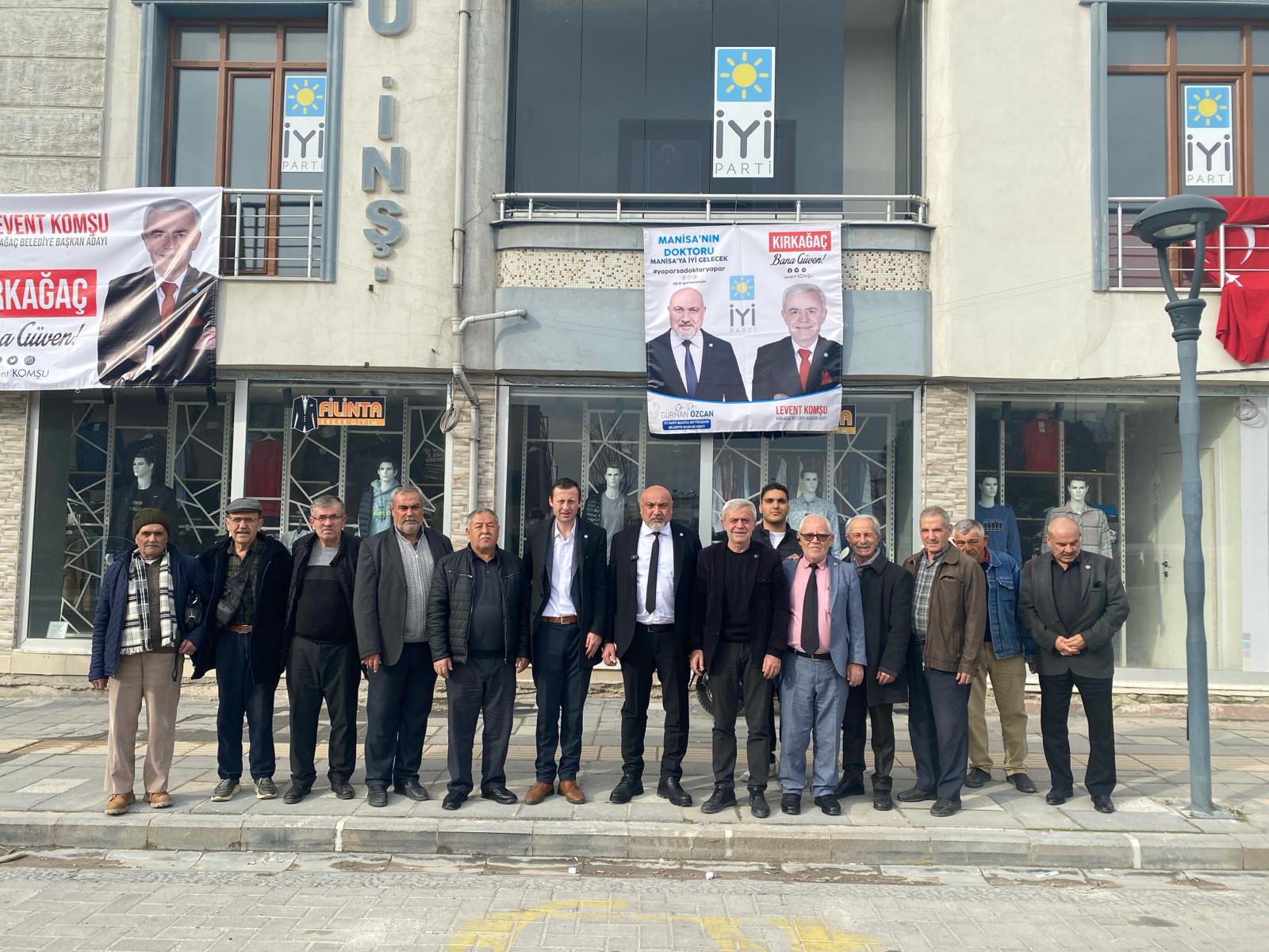 Başkan Adayı Özcan Kırkağaç’ta Vatandaşları Dinledi