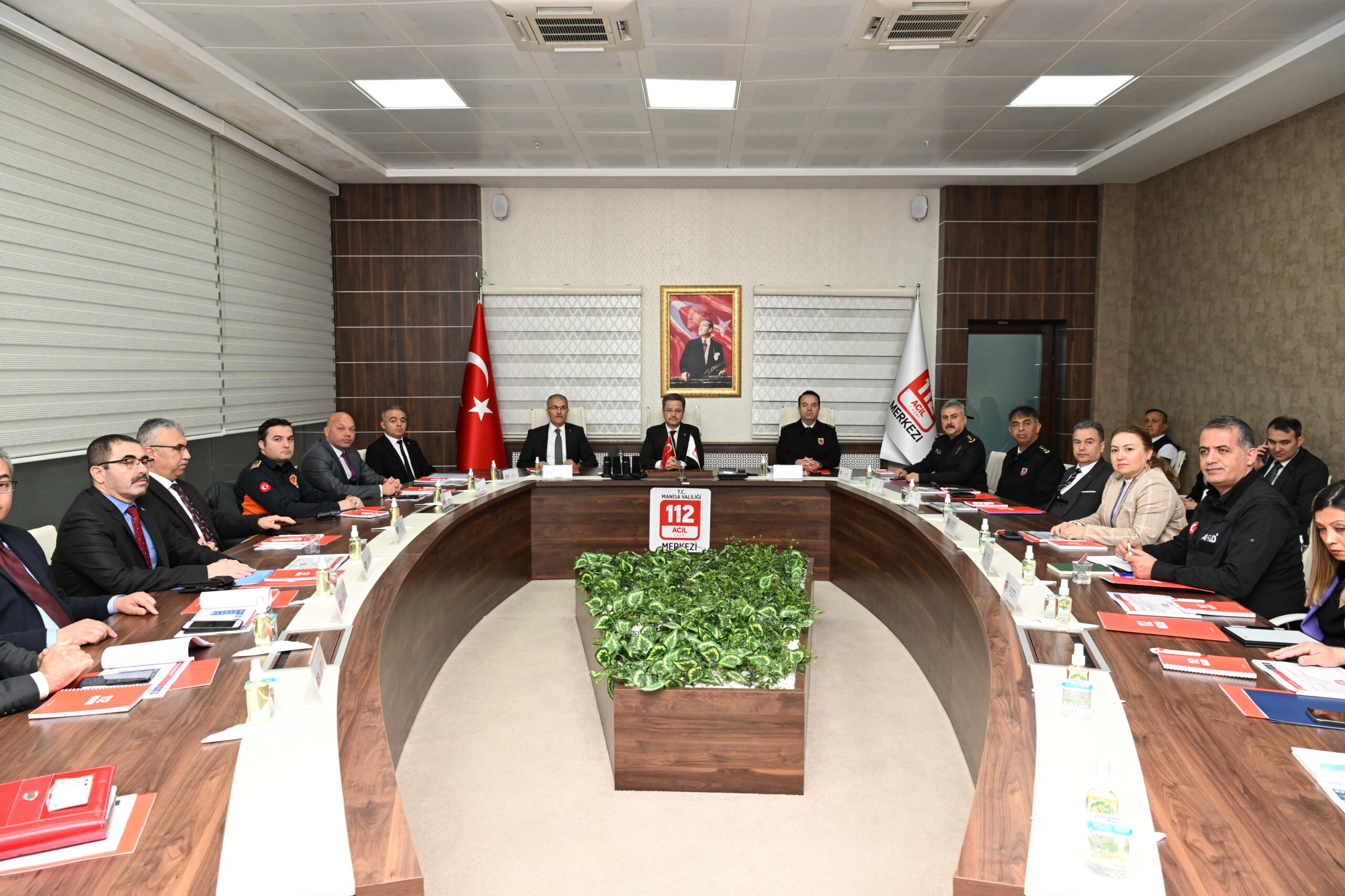 Vali Ünlü Başkanlığında 112 Acil Çağrı Merkezi İl Koordinasyon Kurulu Toplantısı Yapıldı