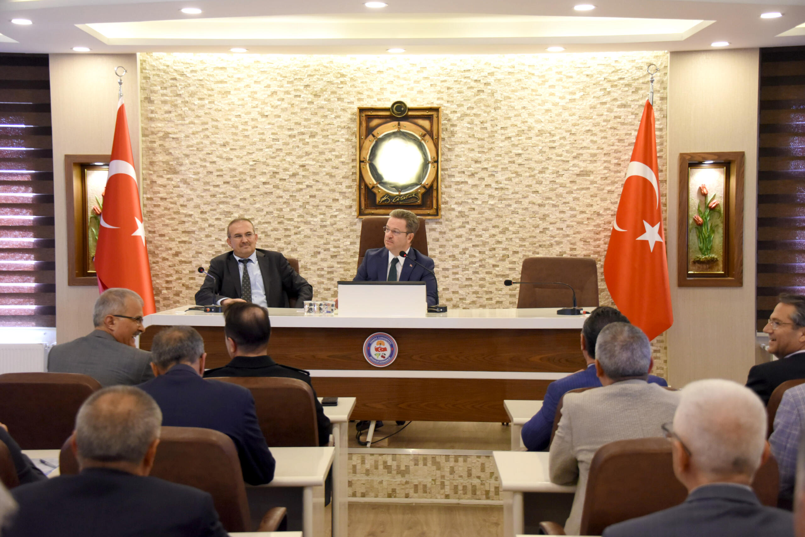 Vali Ünlü Başkanlığında İl İdare Şube Başkanları Toplantısı Yapıldı