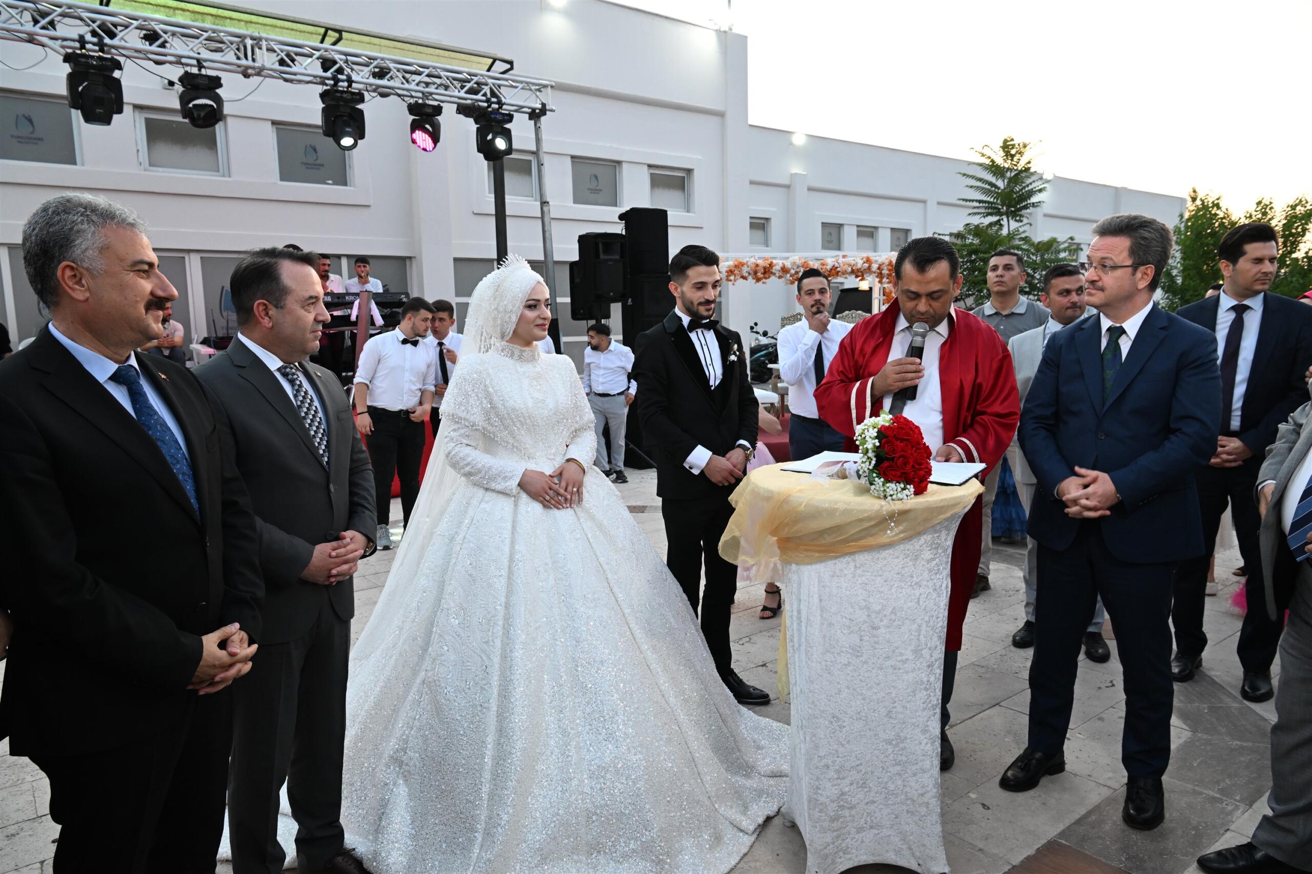 Şehit Enes Budak’ın Kardeşi Evlendi