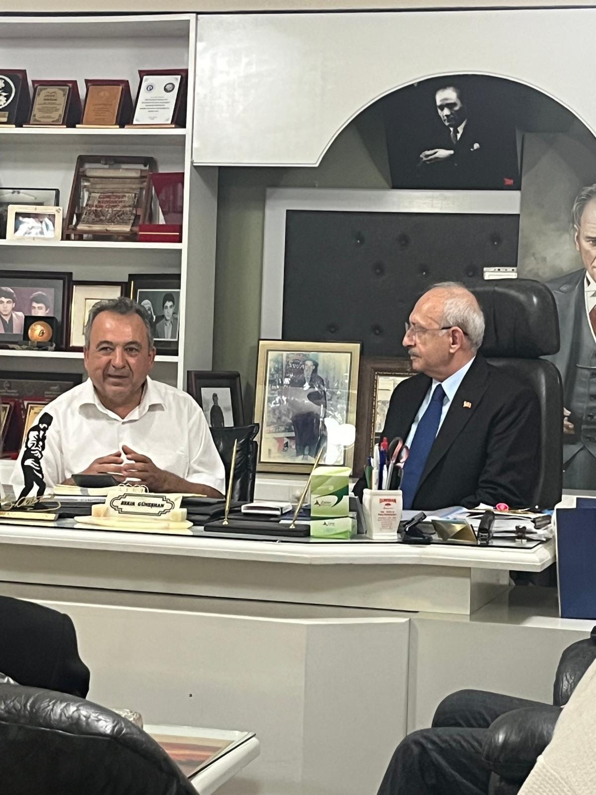 KEMAL KILIÇDAROĞLU’NDAN UŞAK’TA ANLAMLI ZİYARET