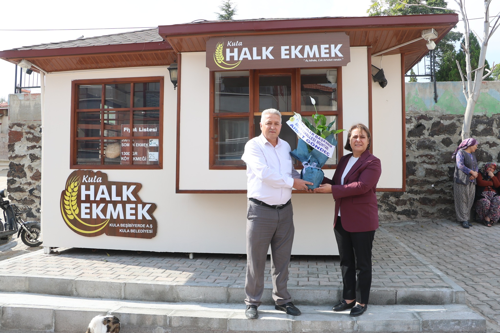 Kula’nın 2. Halk Ekmek Büfesi, Karataş’ta Açıldı