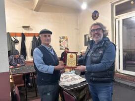 Akhisar’da Meslekte 25 Yılını Dolduran Kahvecilere Plaket 