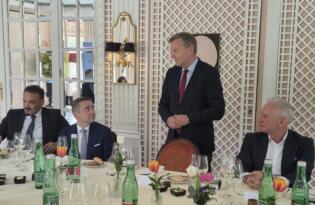 TÜRKİYE DOSTU ALMAN TURİZMCİYE ONUR ÖDÜLÜ…