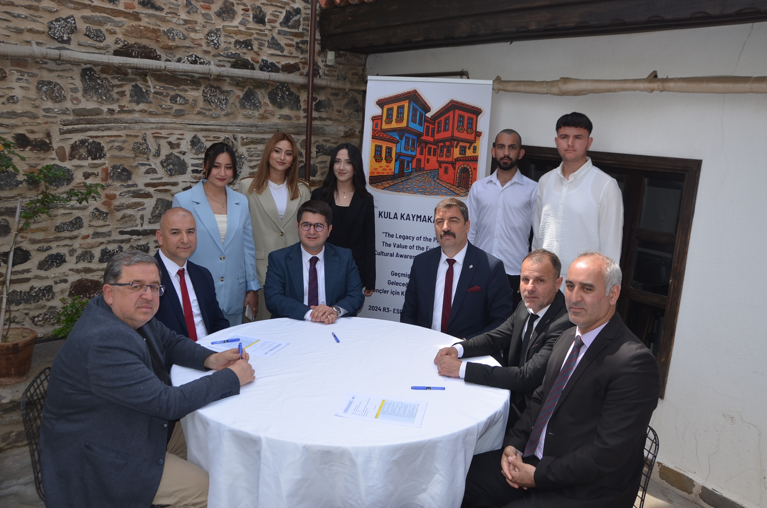 KULA KAYMAKAMLIĞI’NDAN GENÇLERE YÖNELİK KÜLTÜREL FARKINDALIK PROJESİ.