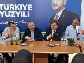 KASAPOĞLU HEMŞEHRİLERİYLE KULADA BAYRAMLAŞTI