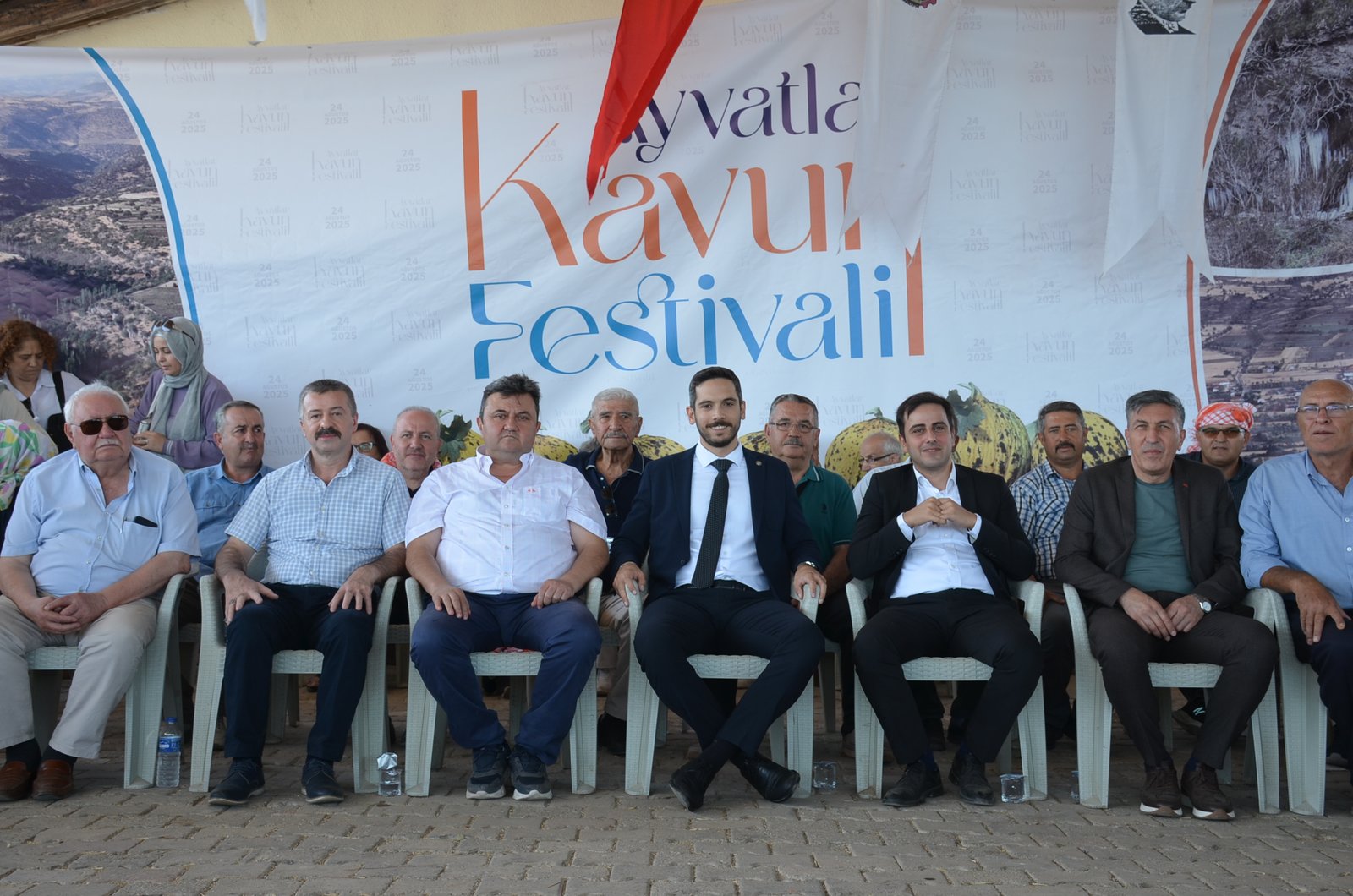 KULA AYVATLAR MAHALLESİ’NDE KAVUN FESTİVALİ COŞKUSU