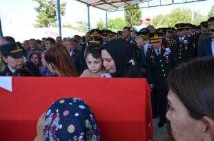 YÜCEL YEŞİL SON YOLCULUĞUNA UĞURLADI