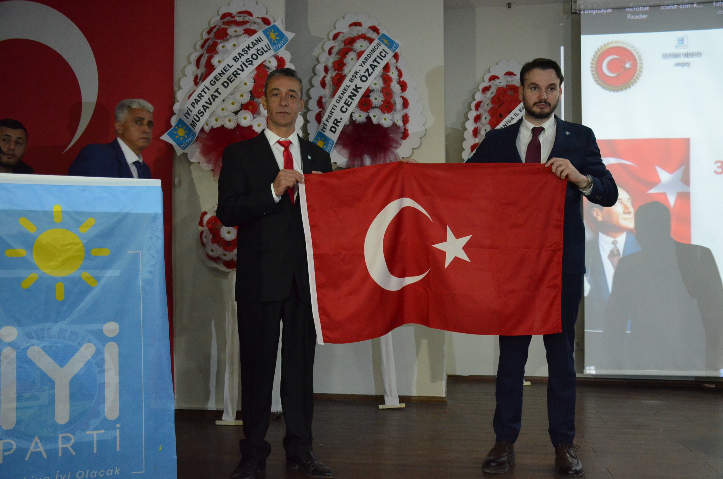 KULA İYİ PARTİ’DE YAKUP YILMAZ GÜVEN TAZELEDİ: